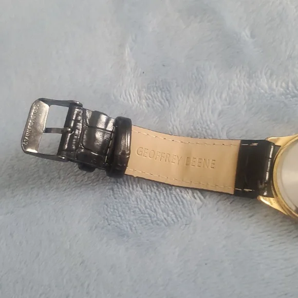 Casio Men Watch , Gold tone Water Resistant ,New Battery - Picture 7 of 12